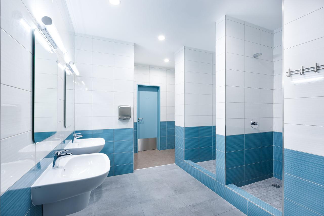 Sport Relax Hotel Na Kopecku Krinec Buitenkant foto