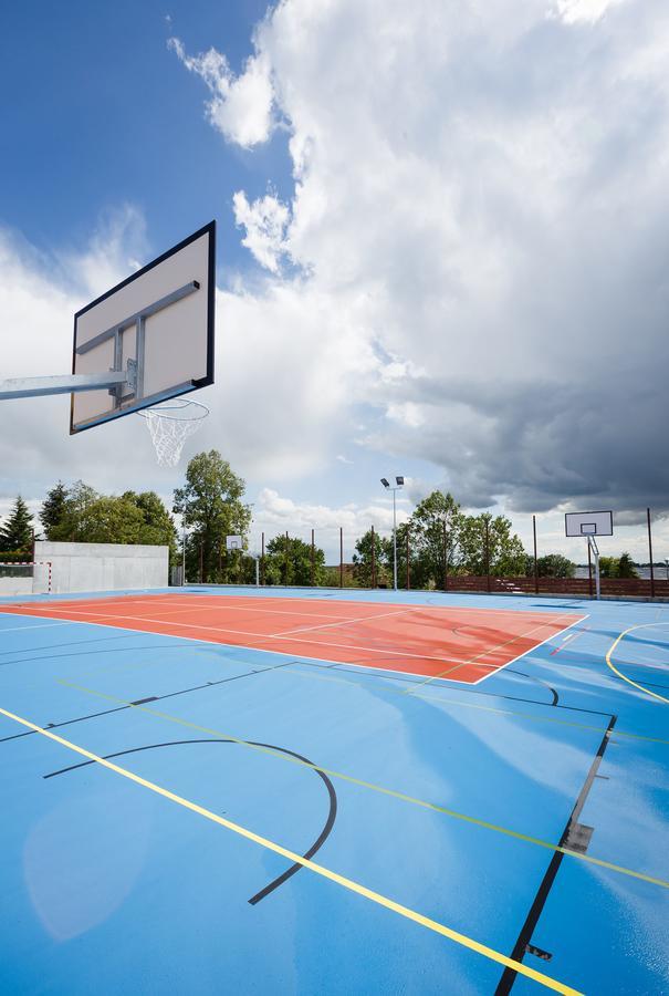 Sport Relax Hotel Na Kopecku Krinec Buitenkant foto